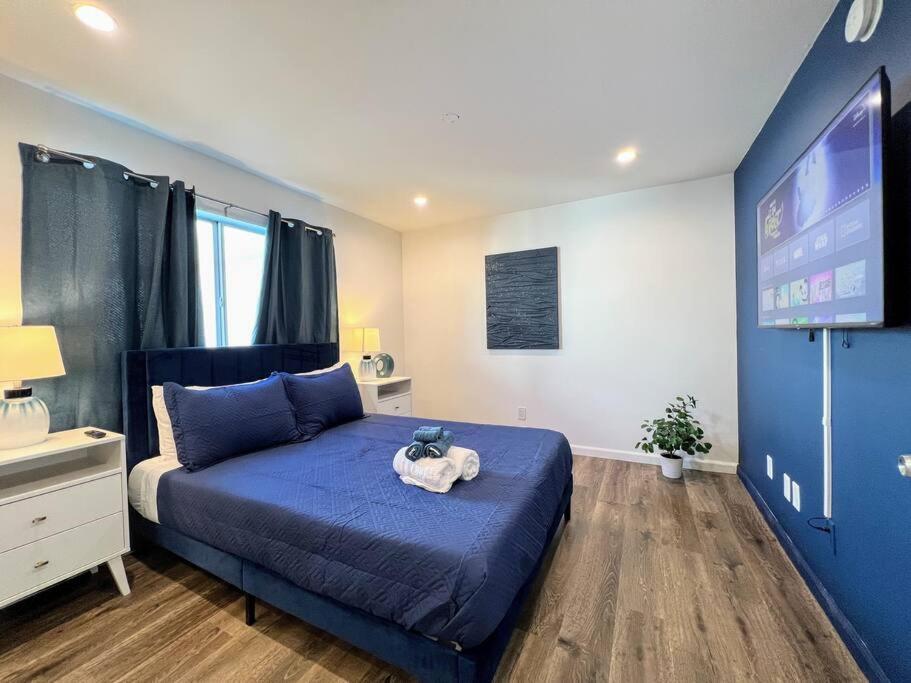 Hollywood Blue Habitat * Los Ángeles